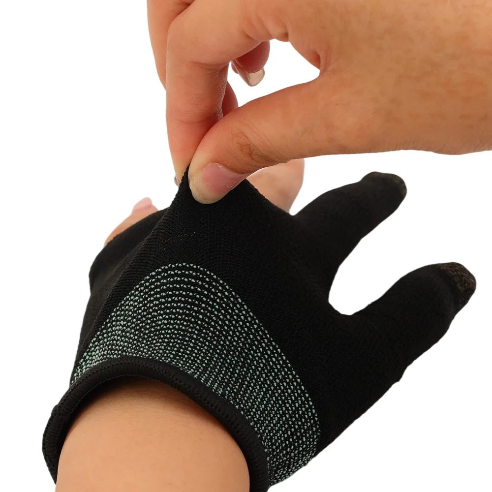 Sweat-Proof Game Gloves Luminous Finger Sleeve Breathable Finger Cots Cover Sensitive Mobile Touch Glove for PUBG Phone Games